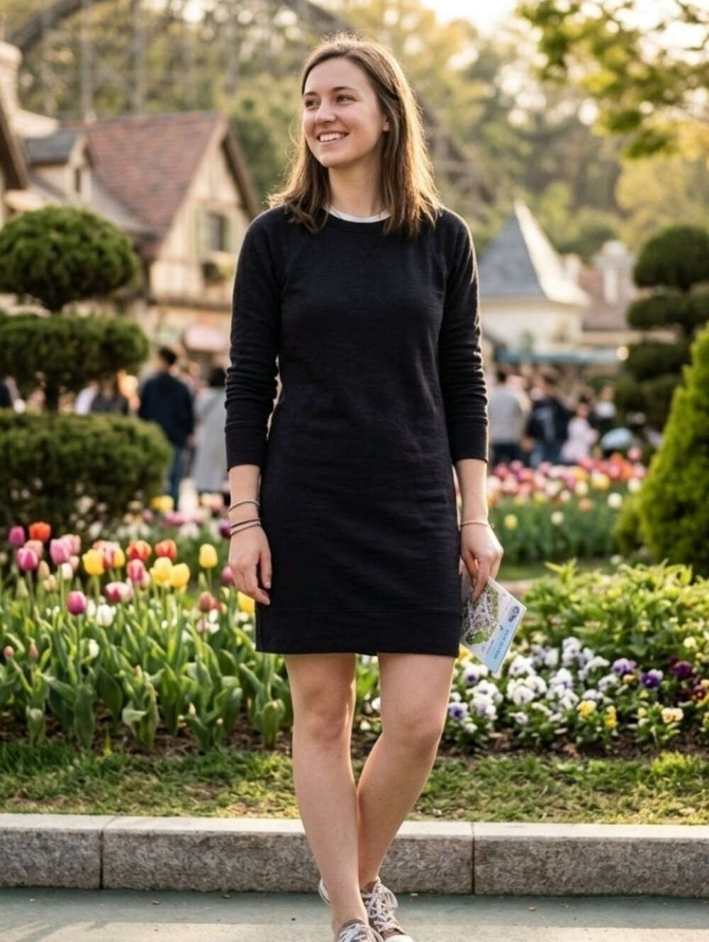 Lou & Grey Black Long-Sleeve Shift Dress